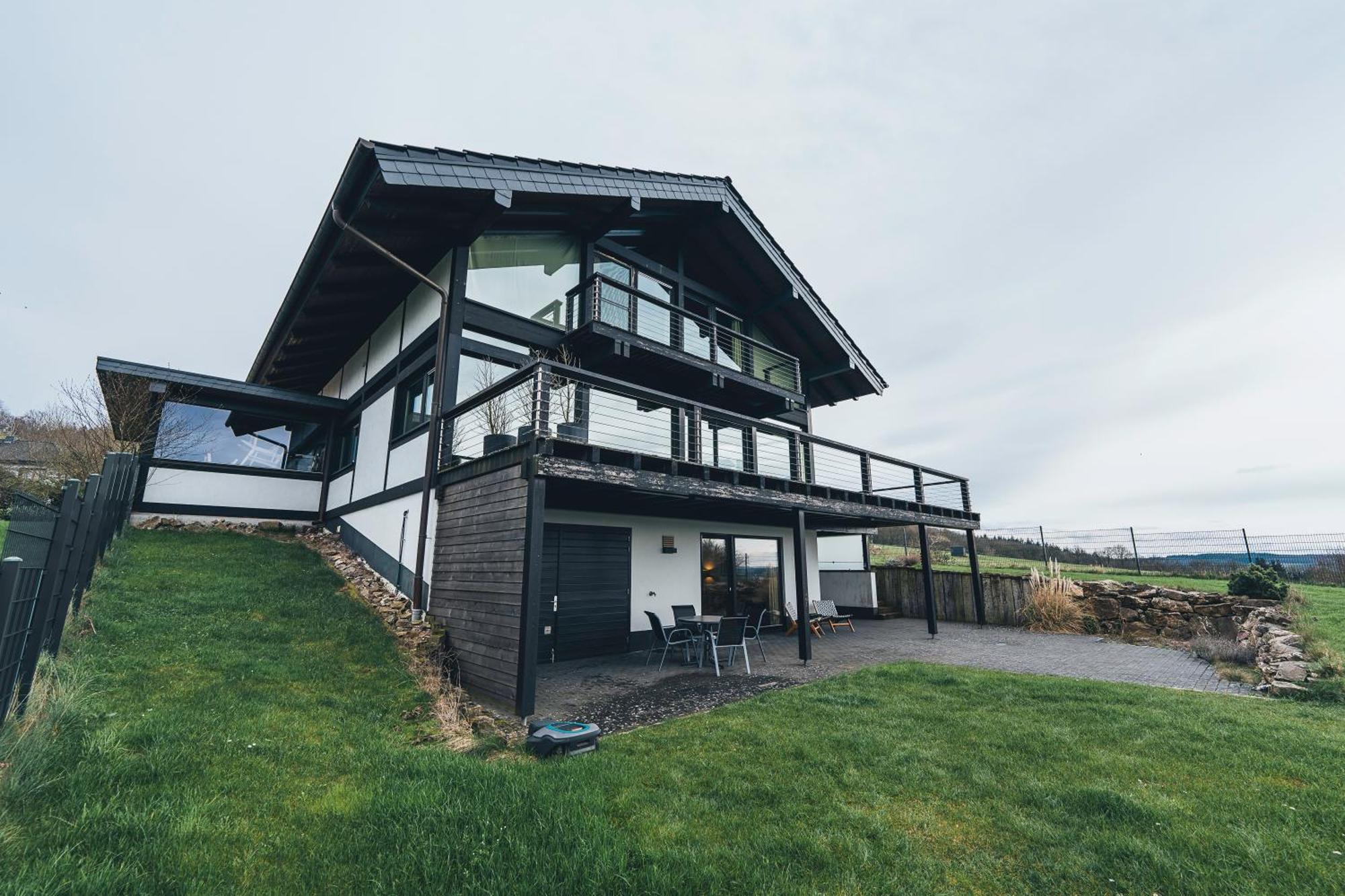Hunsrück Valley View Apartment with Cedar SAUNA Bruschied Exterior foto